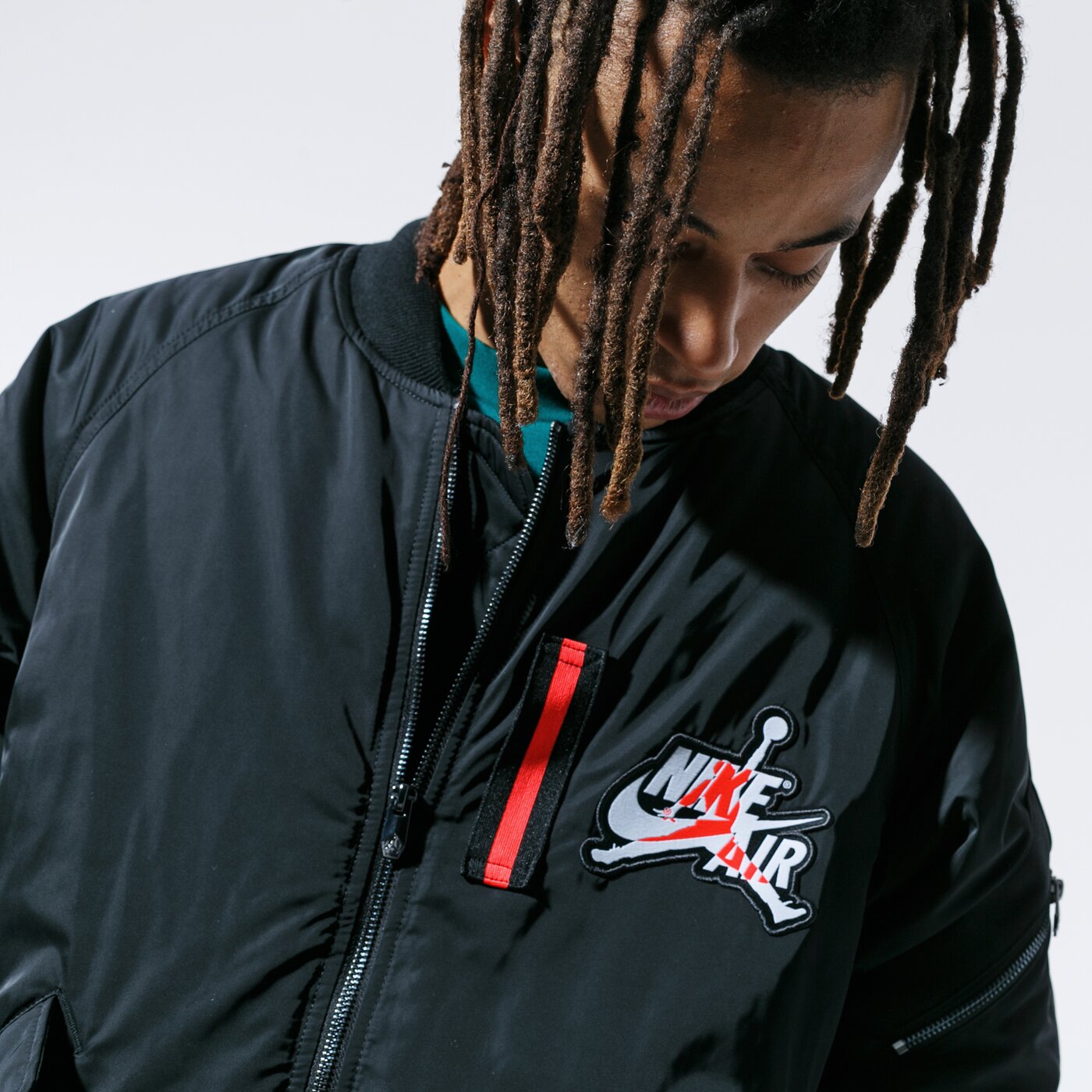 Мъжко зимно яке JORDAN ЯКЕ M J WINGS MA-1 JACKET av2598-010 цвят черен