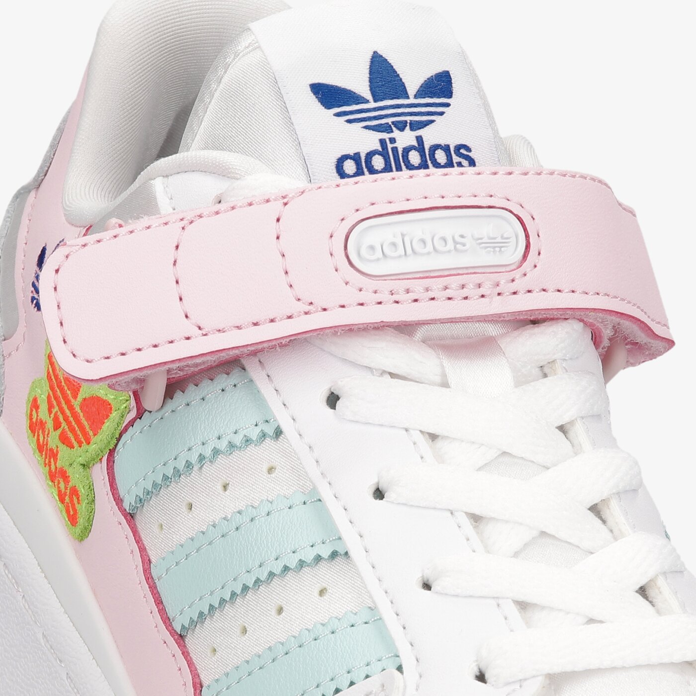 Дамски маратонки ADIDAS FORUM LOW W h05118 цвят бял