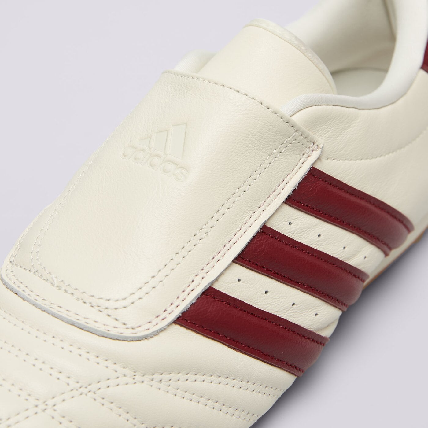 Дамски маратонки ADIDAS ADIDAS TAEKWONDO W js4527 цвят бял