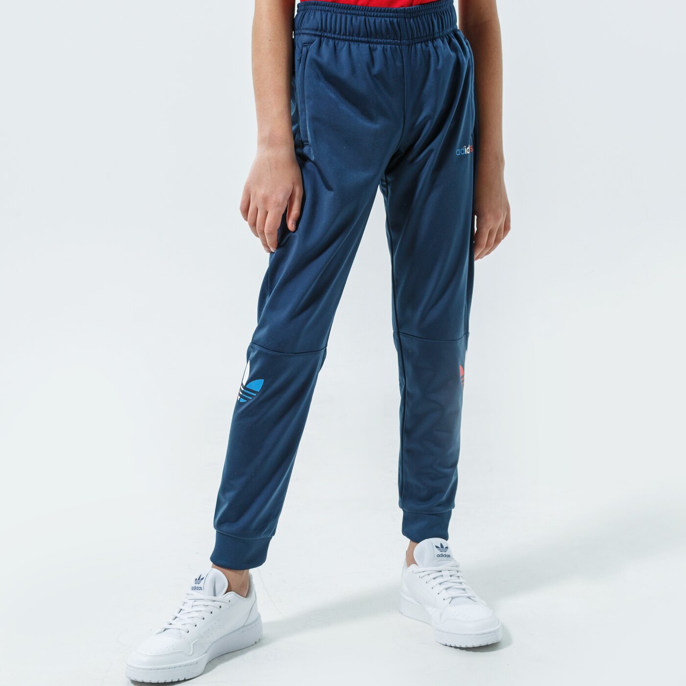 Детски панталони ADIDAS ПАНТАЛОНИ TRACKPANT MM gn7444 цвят син
