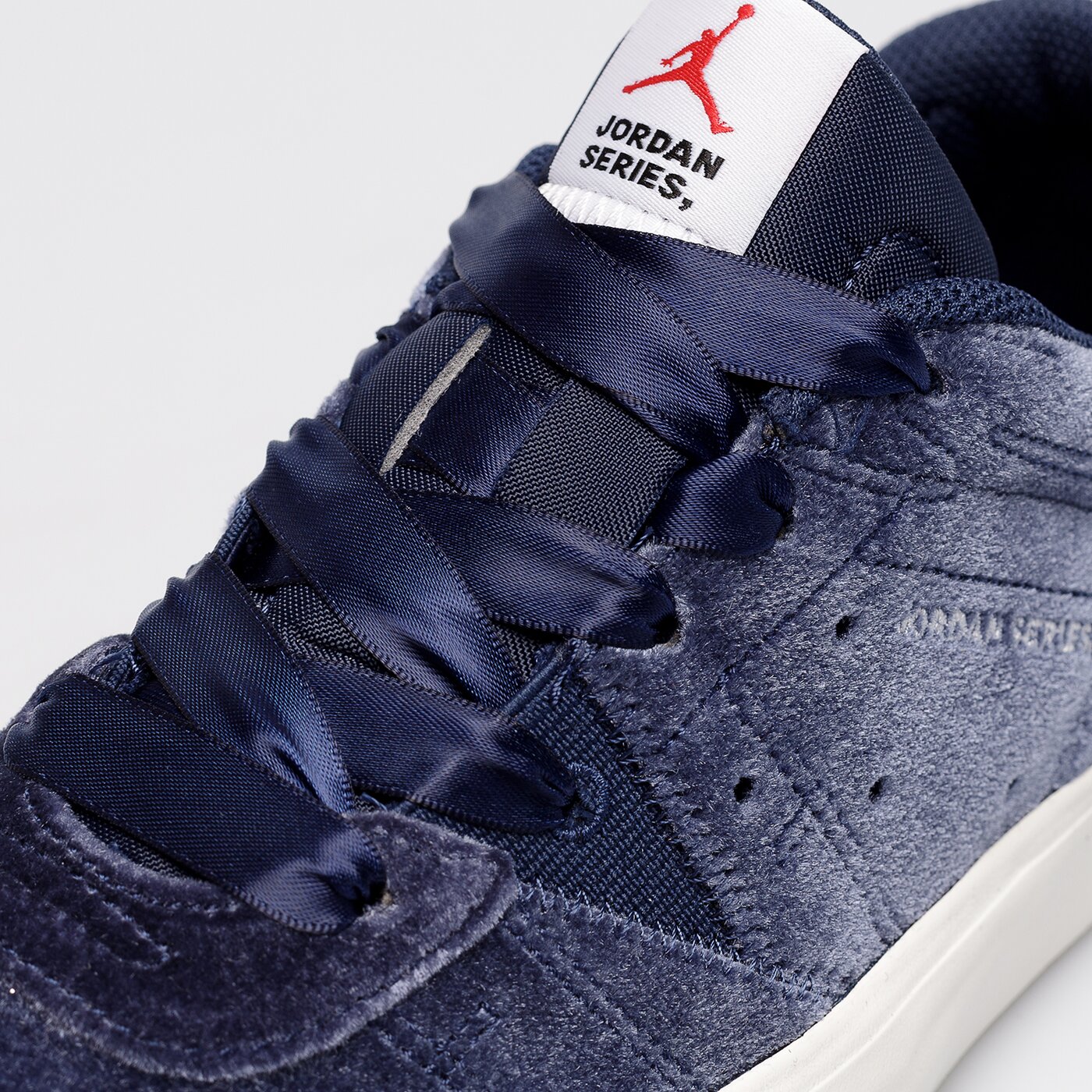 Дамски маратонки WMNS JORDAN SERIES ES SE  dz7737-460 цвят тъмносин