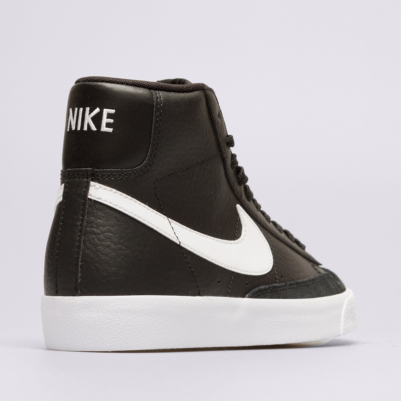 Детски маратонки NIKE BLAZER MID '77 BG da4086-002 цвят черен