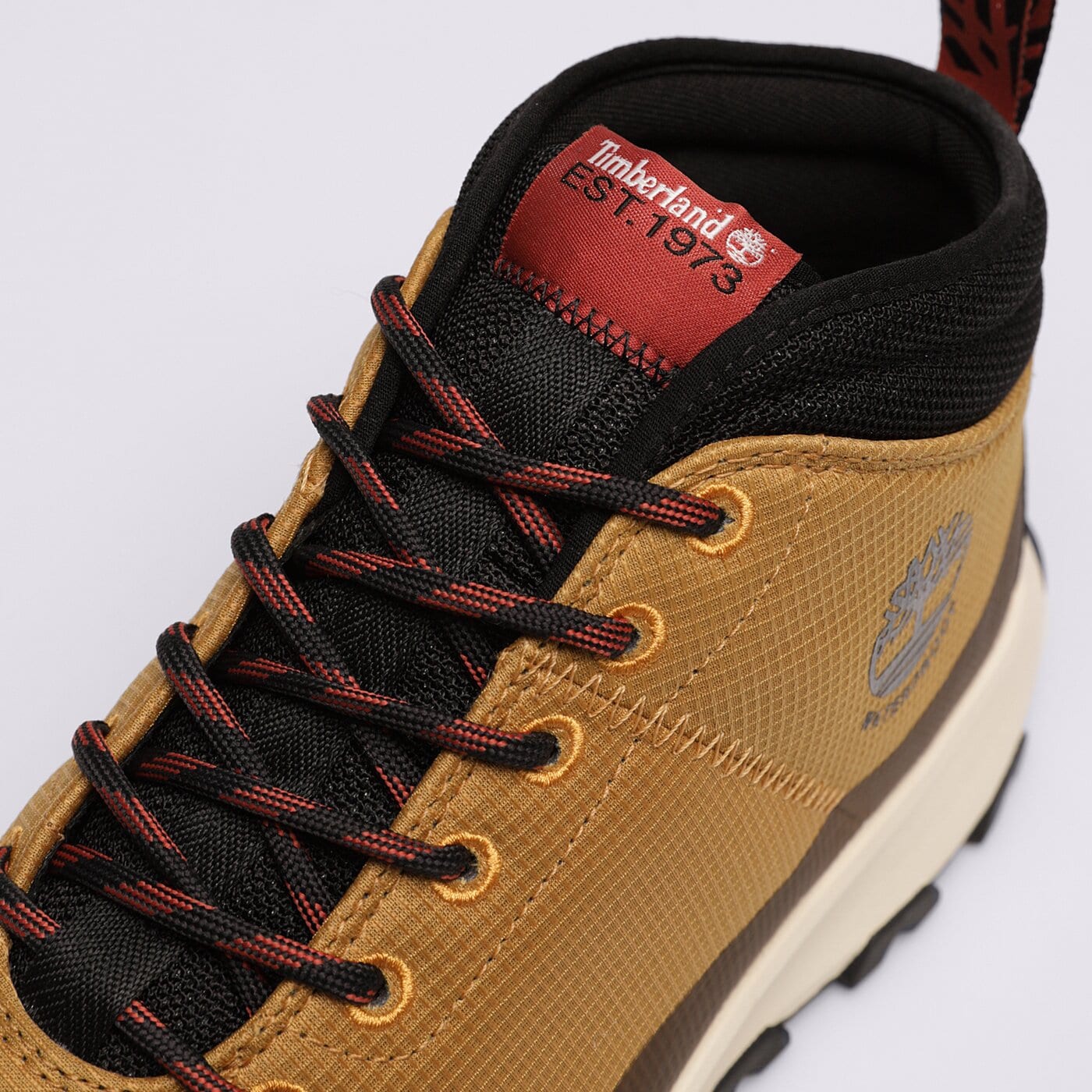 Мъжки зимни обувки TIMBERLAND WINSOR TRAIL MID FAB WP tb0a62wm2311 цвят жълт