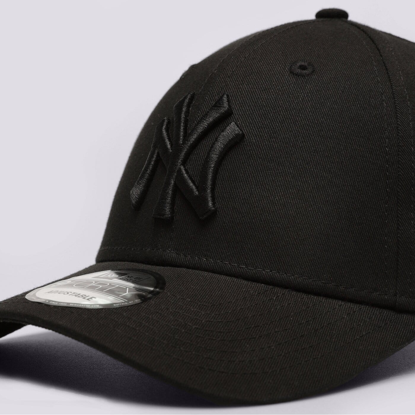 Дамска шапка с козирка NEW ERA ШАПКА MLB 9FORTY NEW YORK YANKEES CAP NY YANKEES BLK 80468932 цвят черен