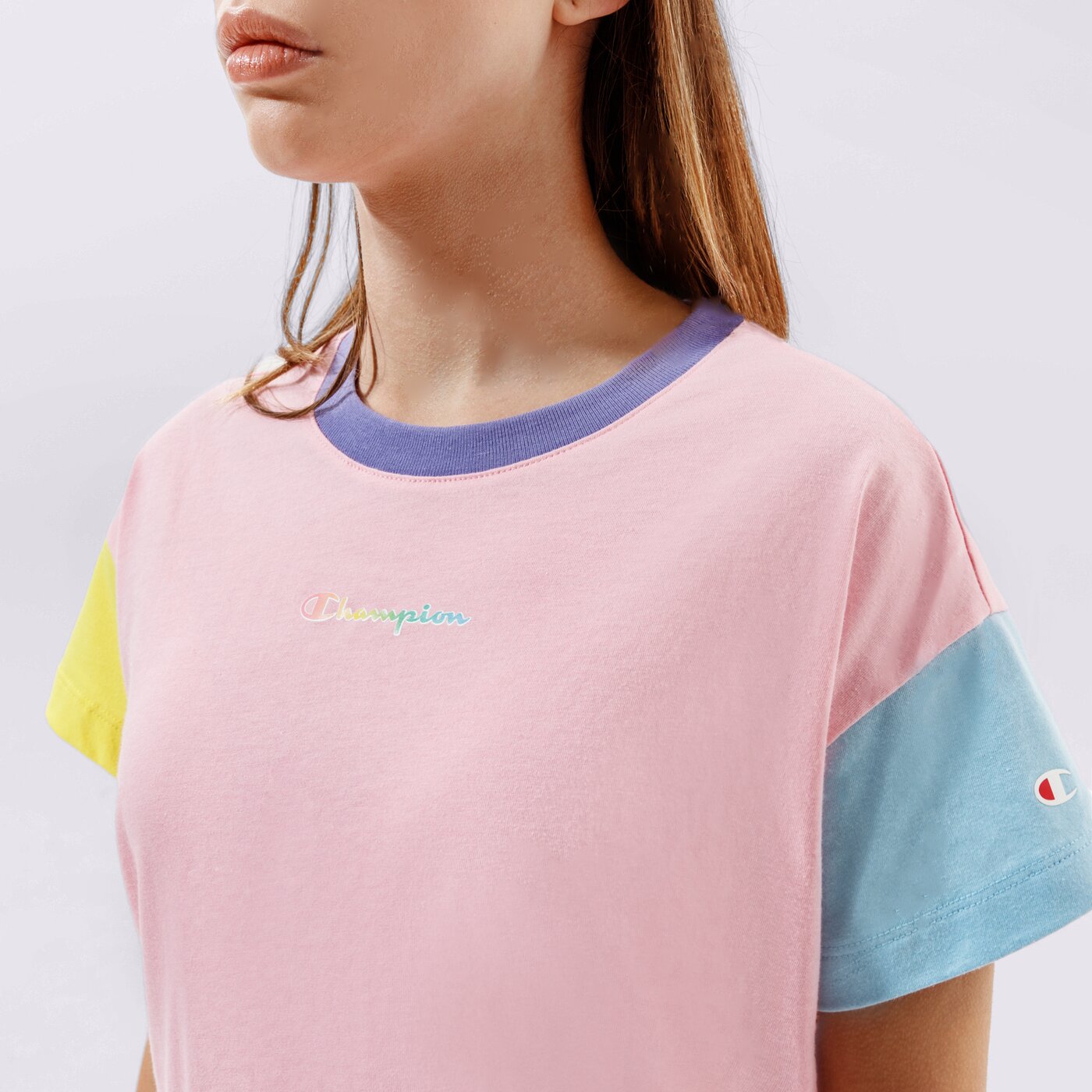 Дамска тениска CHAMPION ТЕНИСКА CREWNECK CROPТОП 114329ps024 цвят многоцветен