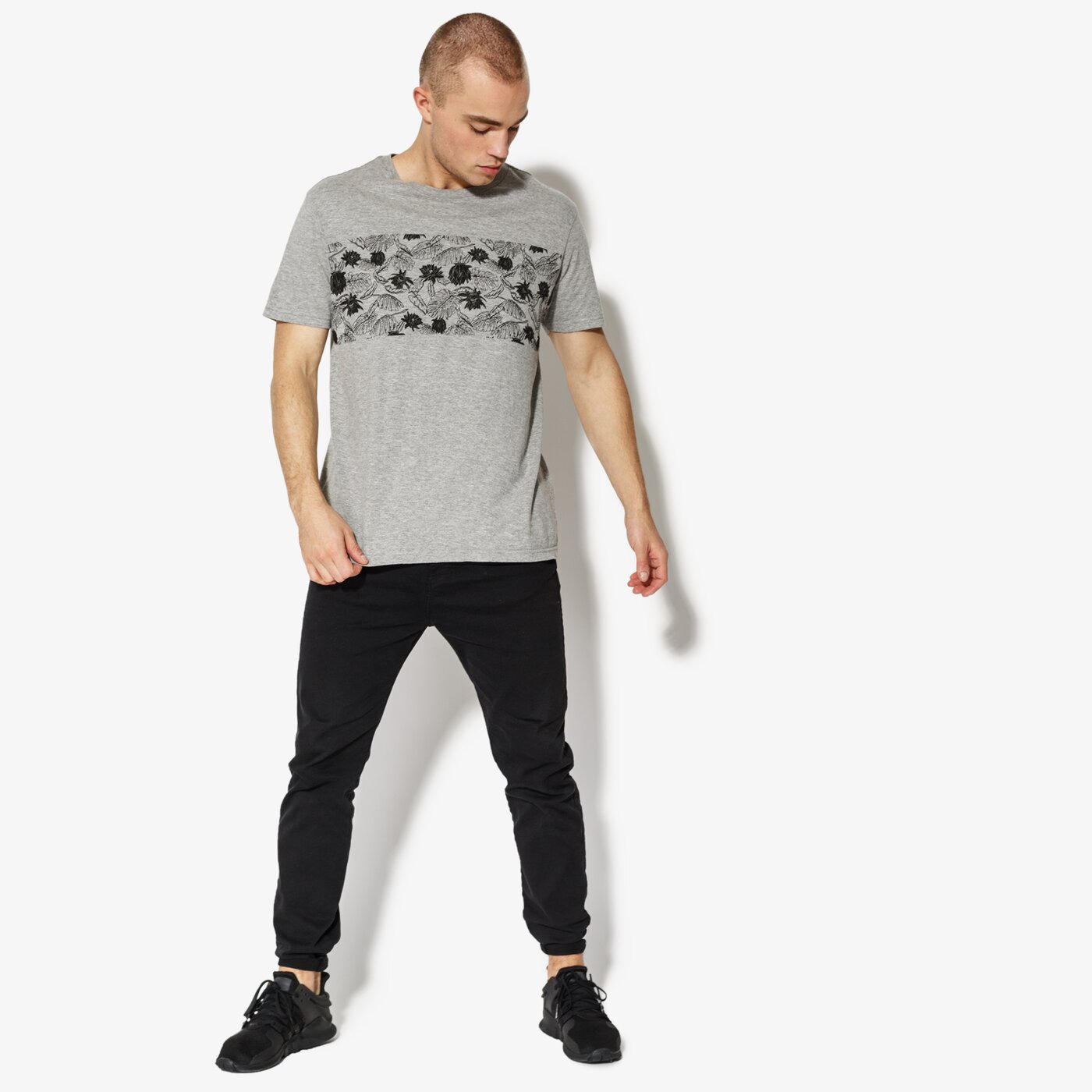 Мъжка тениска CONFRONT ТЕНИСКА SS PRINT cf18tsm79001 цвят сив