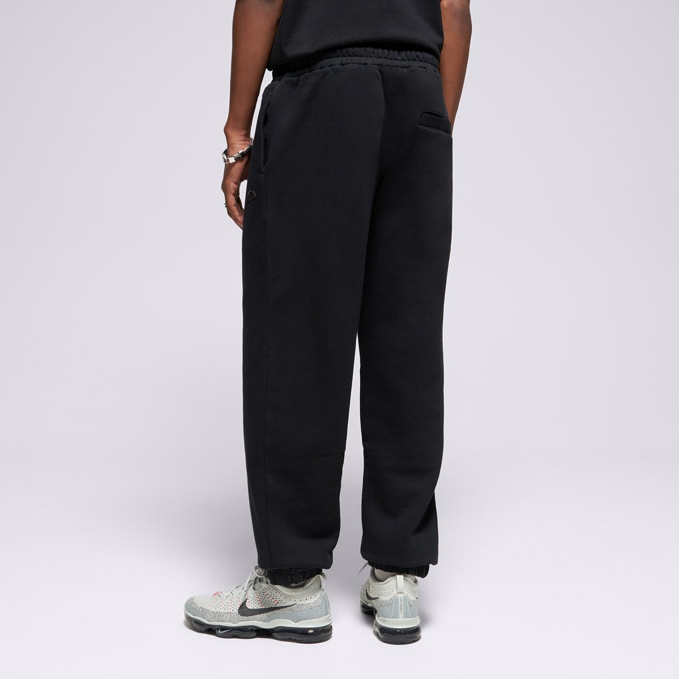 Мъжки панталони ELLESSE ПАНТАЛОНИ LOMMA JOG PANT BLK MN smg22038015 цвят черен