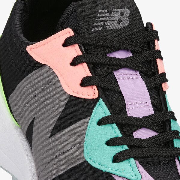 Дамски маратонки NEW BALANCE 327  ws327pb цвят черен