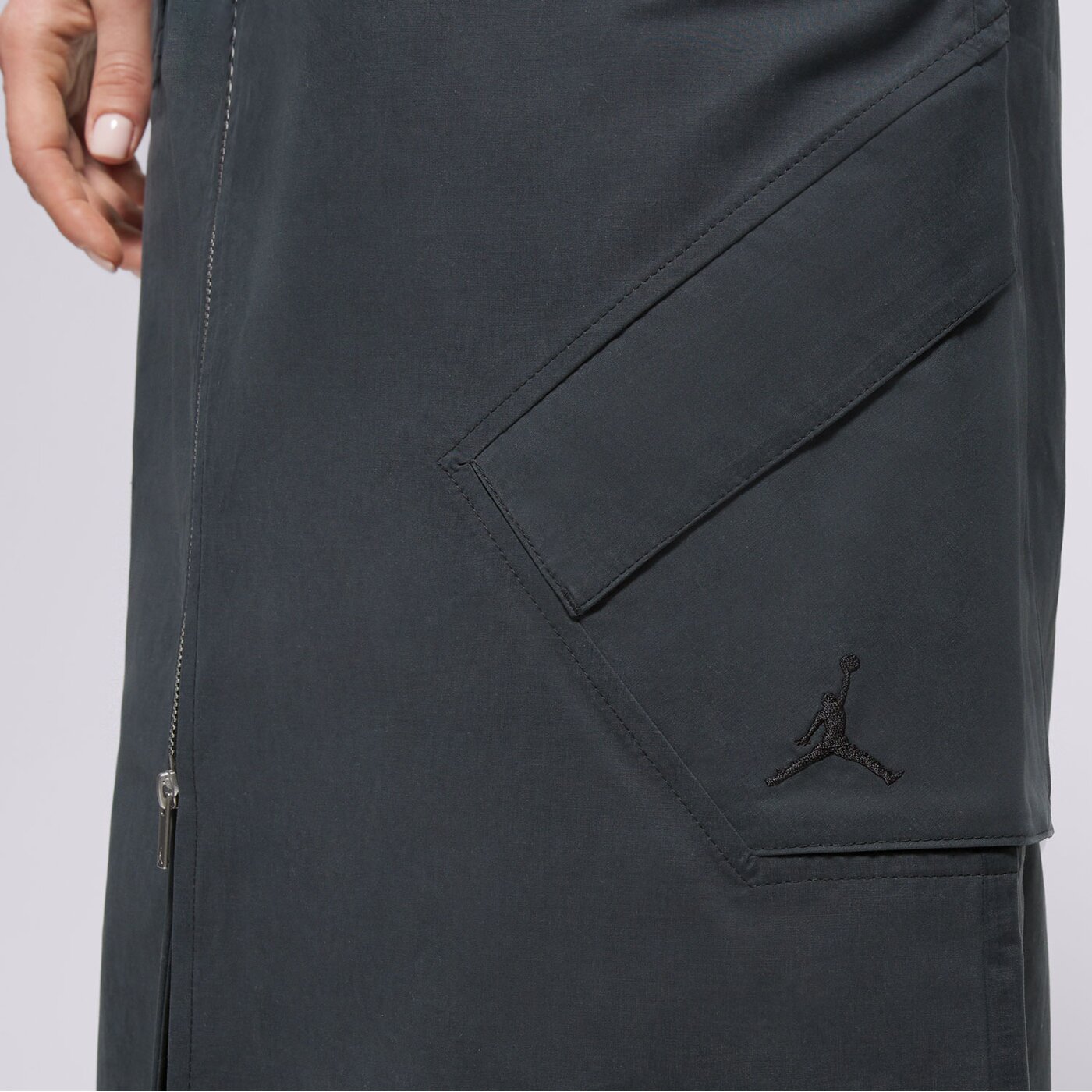 Дамски JORDAN ПОЛА CHICAGO SKIRT hf9462-010 цвят черен