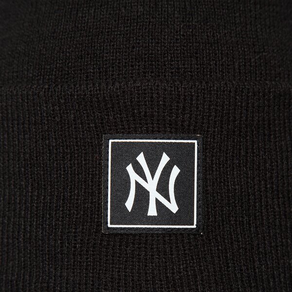 Мъжка зимна шапка NEW ERA ШАПКА TEAM BEANIE NYY BOB 60292624 цвят черен