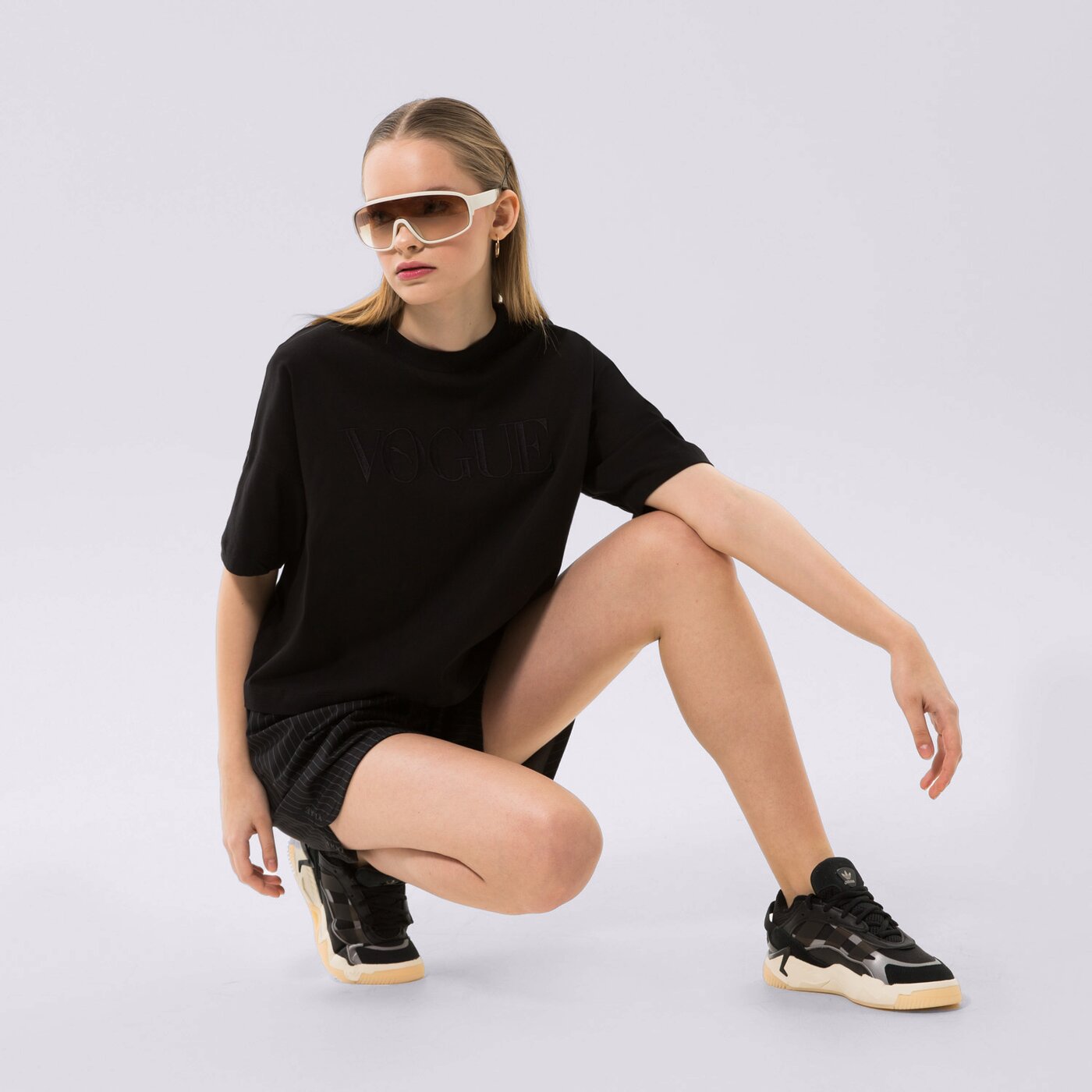 Дамска тениска PUMA ТЕНИСКА PUMA X VOGUE GRAPHIC TEE 534691-01 цвят черен