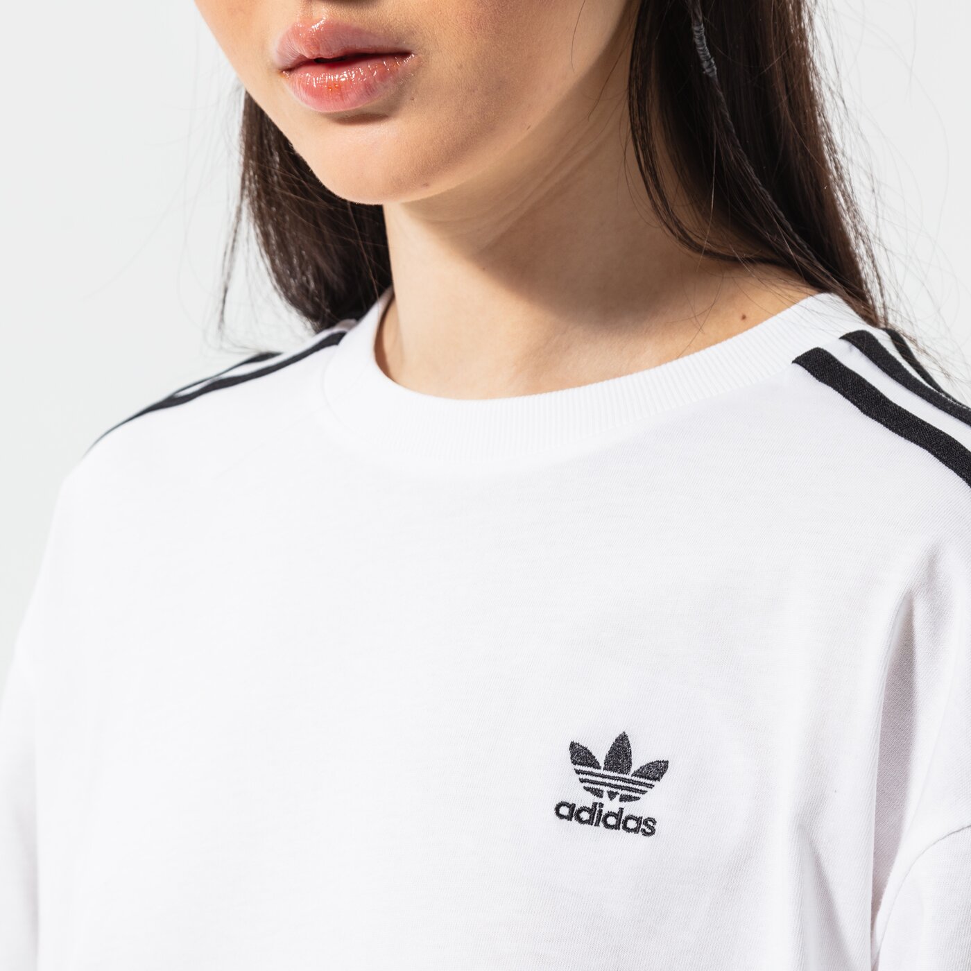 Дамска тениска ADIDAS ТЕНИСКА OVERSIZED h37796 цвят бял