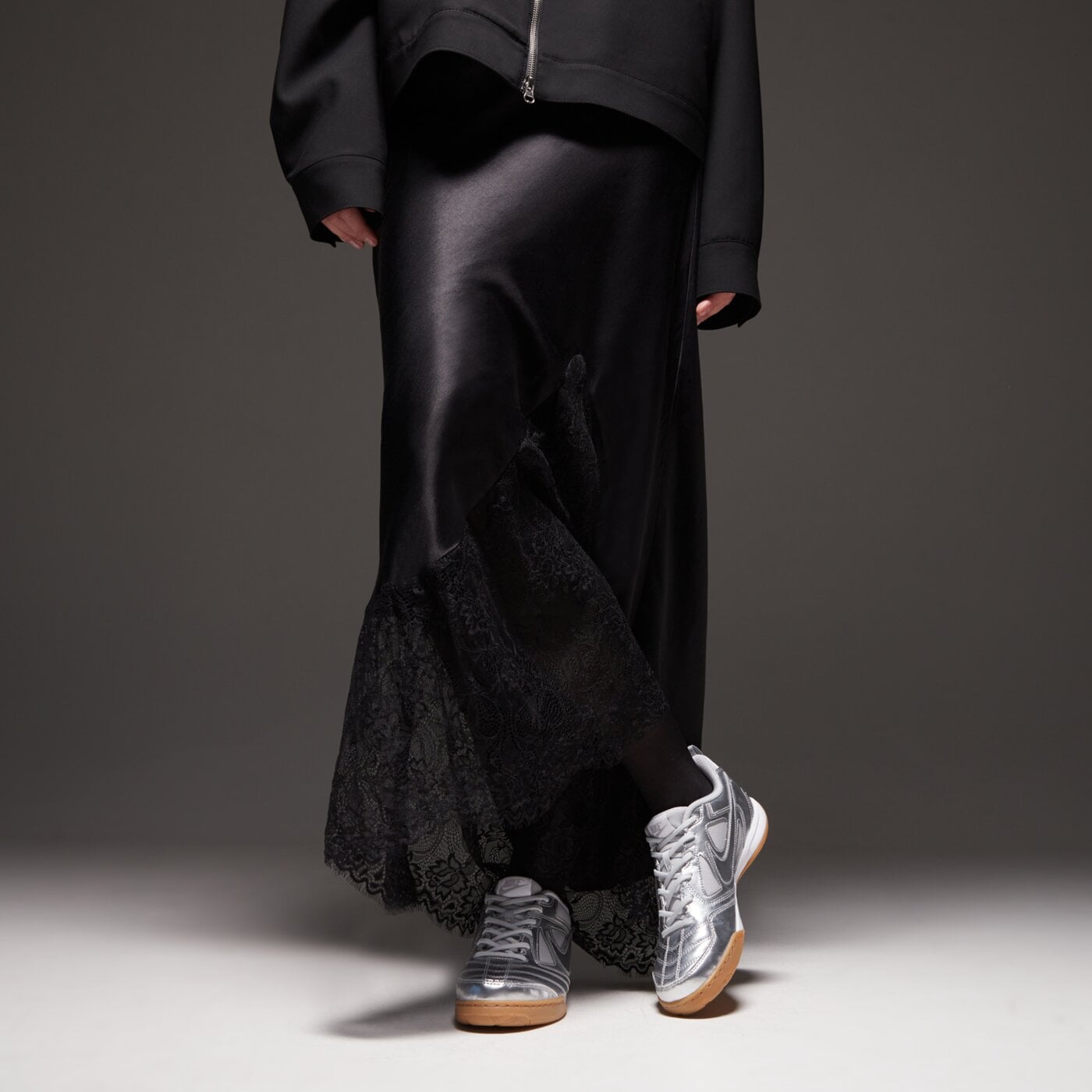 Детски маратонки NIKE GATO LV8 (GS) ii7084-001 цвят сребърен