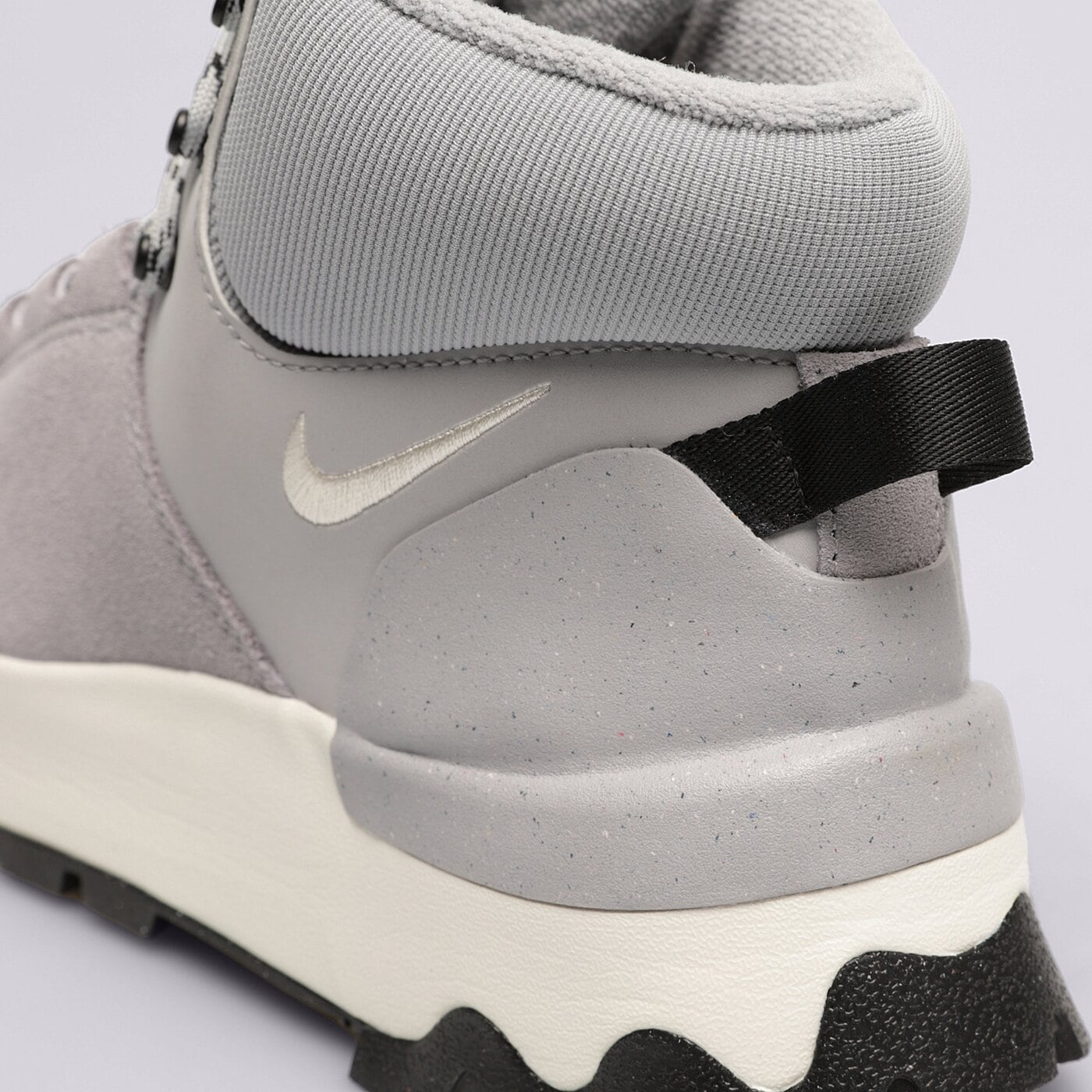 Дамски маратонки NIKE CITY CLASSIC BOOT dq5601-002 цвят сив