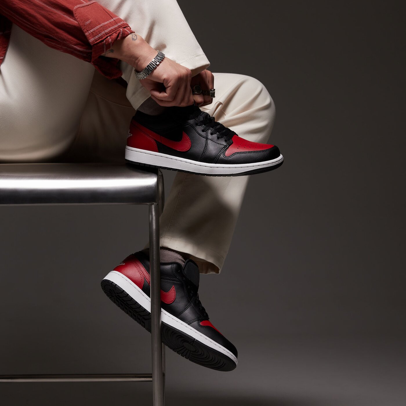 Мъжки маратонки AIR JORDAN 1 LOW  553558-067 цвят черен