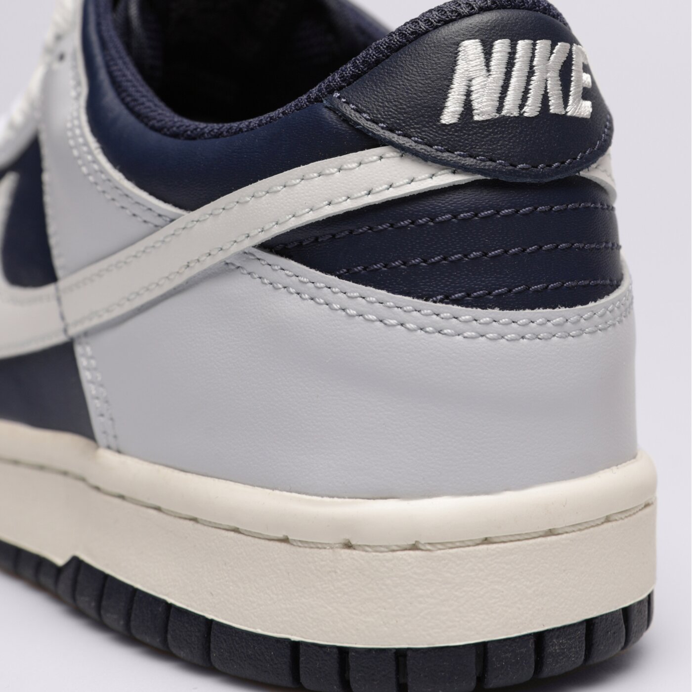 Детски маратонки NIKE DUNK LOW (GS) fb9109-002 цвят тъмносин