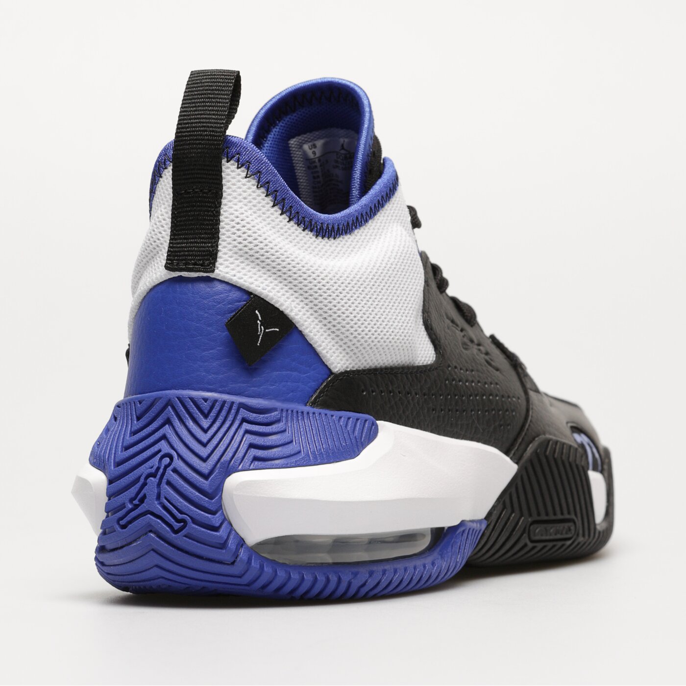 Мъжки маратонки JORDAN STAY LOYAL 2  dq8401-041 цвят бял