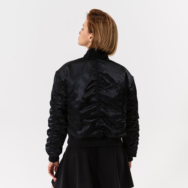 Дамско преходно яке NIKE ЯКЕ W NSW AIR BMBR JKT dv4372-010 цвят черен