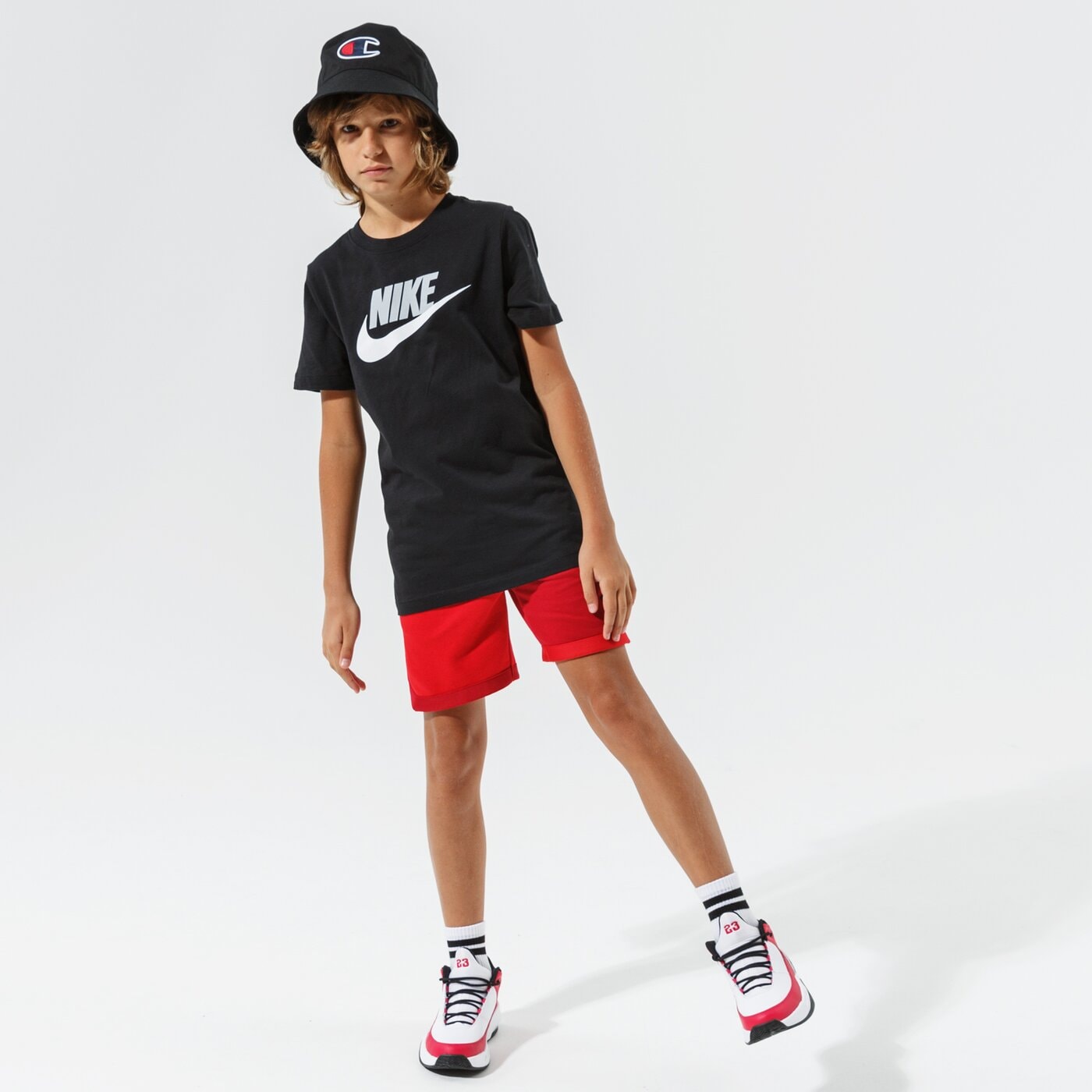 Детска тениска NIKE ТЕНИСКА SPORTSWEAR BOY ar5252-013 цвят черен