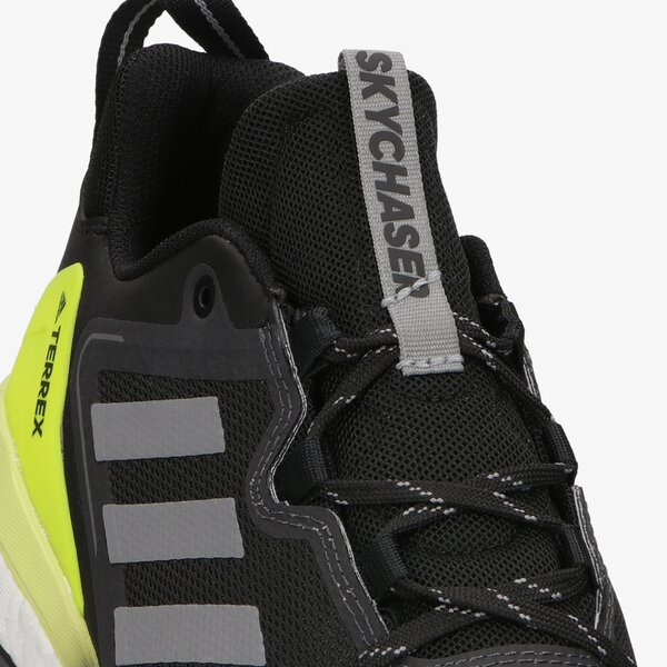 Мъжки туристически обувки ADIDAS TERREX SKYCHASER 2 fw2923 цвят черен