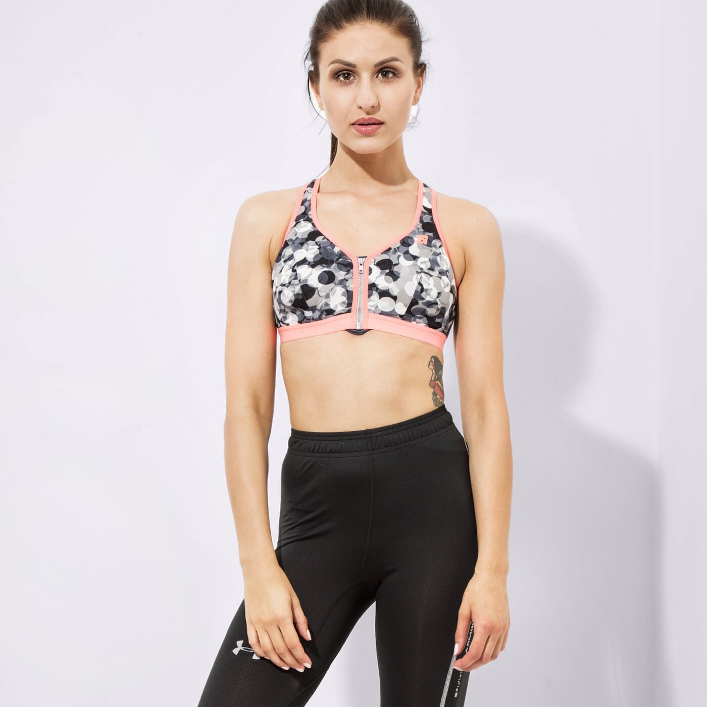 Дамска тениска SHOCK ABSORBER BRA ACTIVE ZIPP ED PLUNGE s00bw04n цвят сив