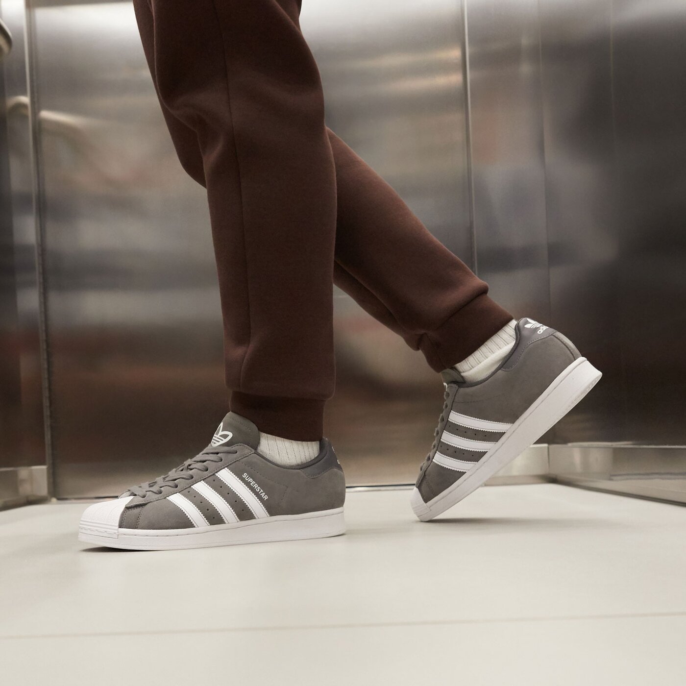 Мъжки маратонки ADIDAS SUPERSTAR if3645 цвят сив