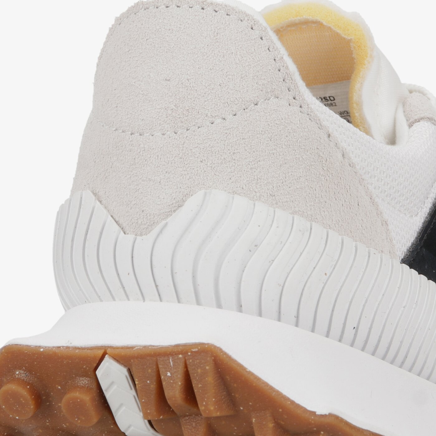 Дамски маратонки NEW BALANCE UXC72 uxc72sd цвят бял