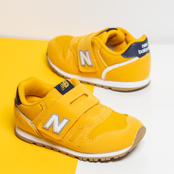 Детски маратонки NEW BALANCE 373  iz373wd2 цвят жълт