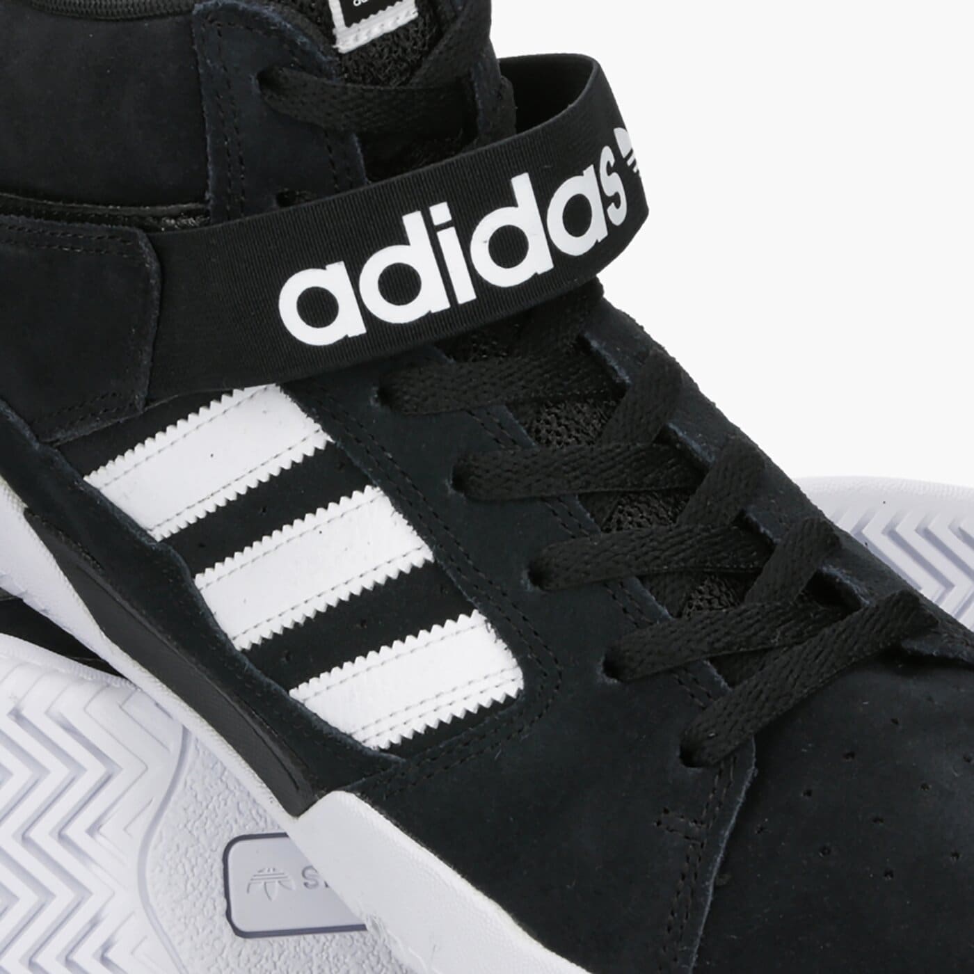 Мъжки маратонки ADIDAS VRX MID ee6236 цвят черен