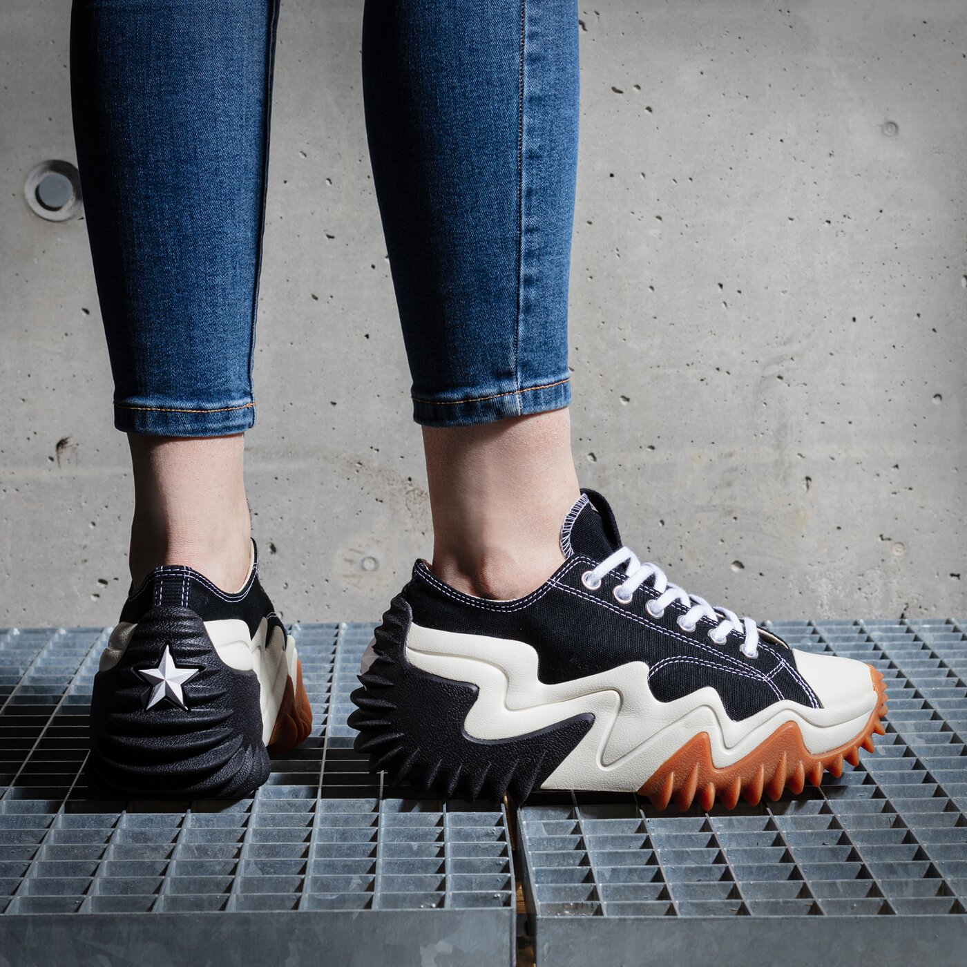 Дамски маратонки CONVERSE RUN STAR MOTION 172895c цвят черен