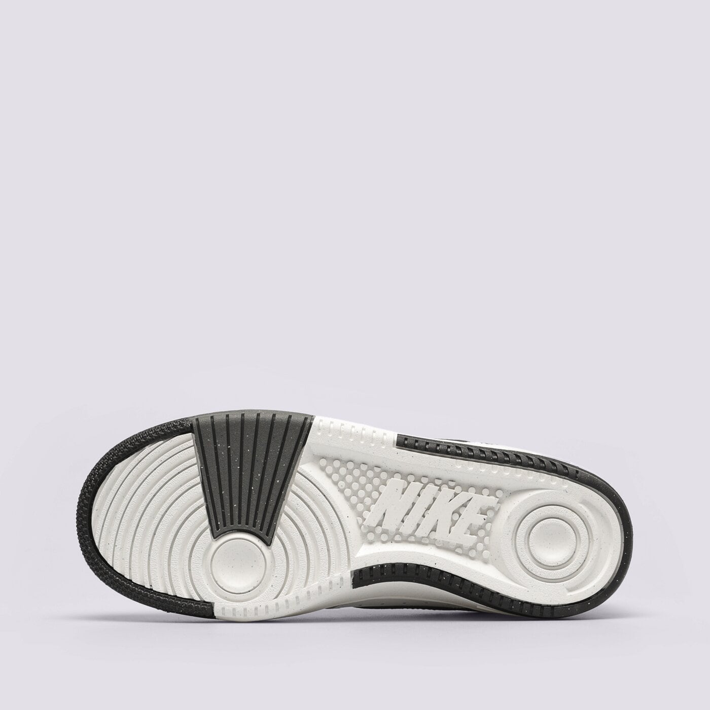 Дамски маратонки NIKE GAMMA FORCE dx9176-100 цвят бял