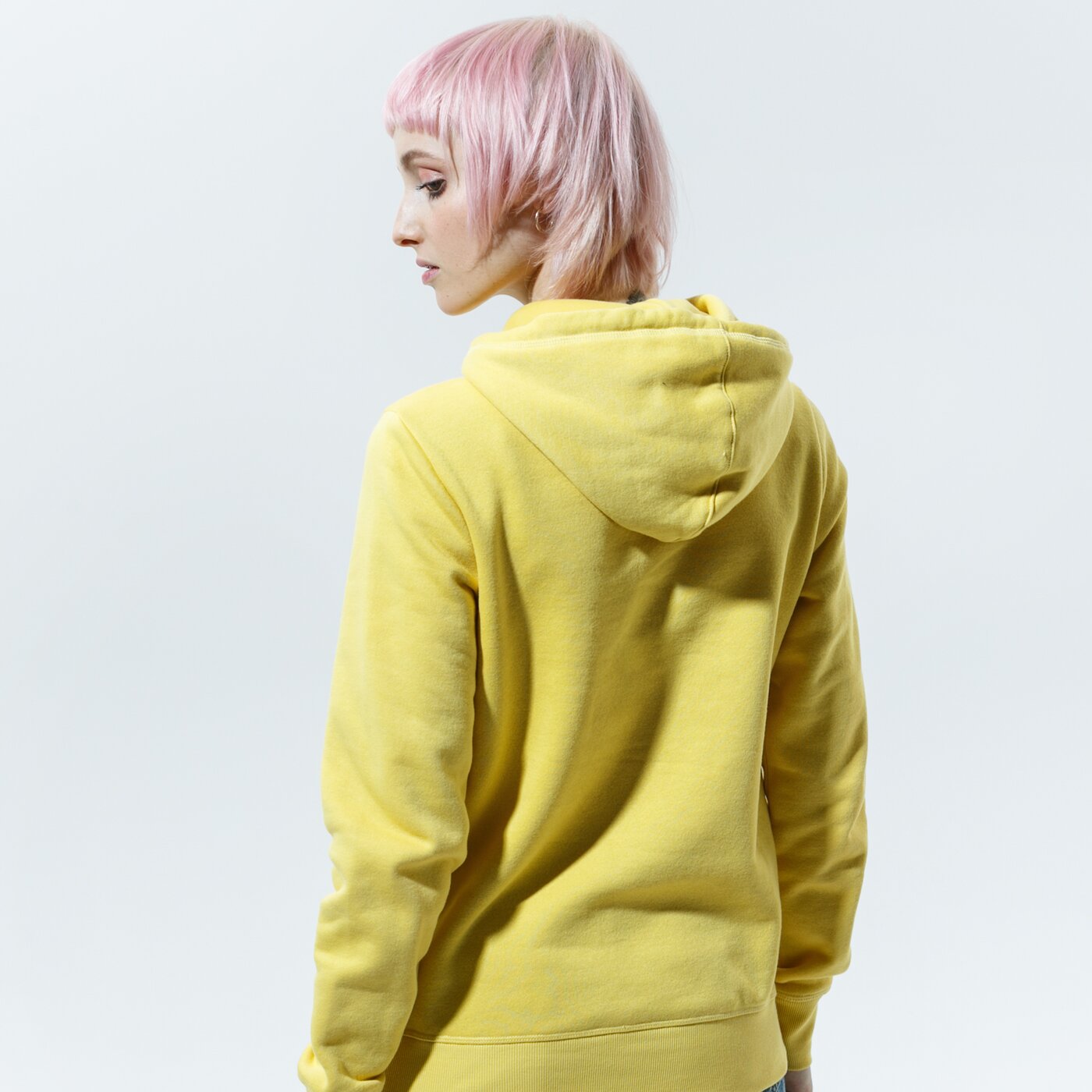 Дамски суичър CHAMPION СУИТЧЪР С КАЧУЛКА HOODED SWEATSHIRT 113207ys087 цвят горчица