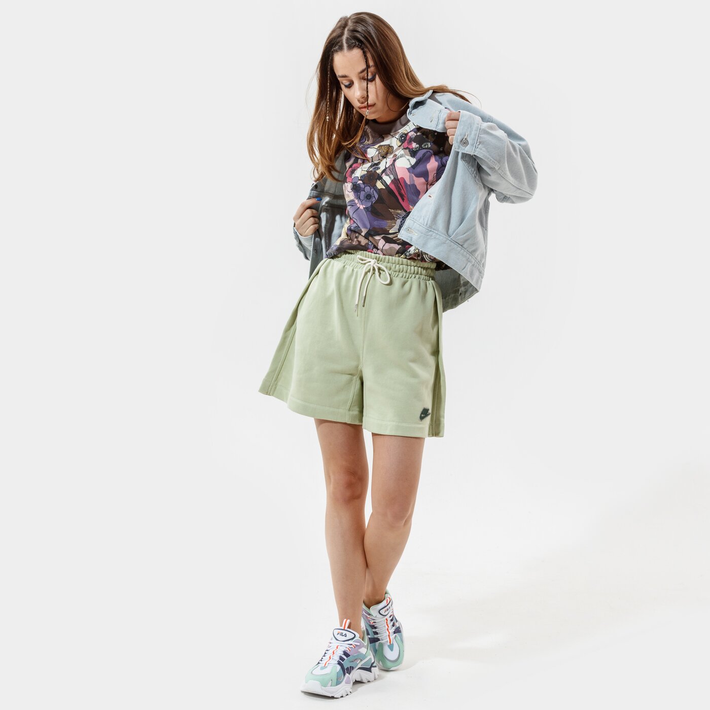 Дамска тениска NIKE ТЕНИСКА W NSW FEMME ТОП SS AOP dc5503-004 цвят сив