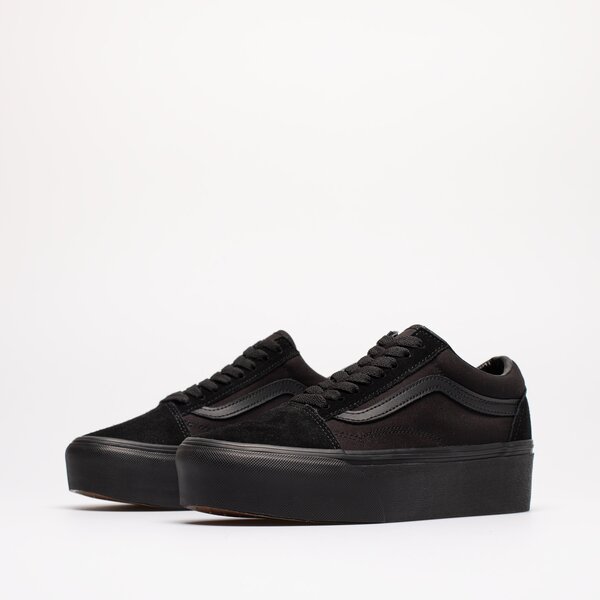 Дамски маратонки VANS UA OLD SKOOL STACKFORM vn0a7q5mbka1 цвят черен