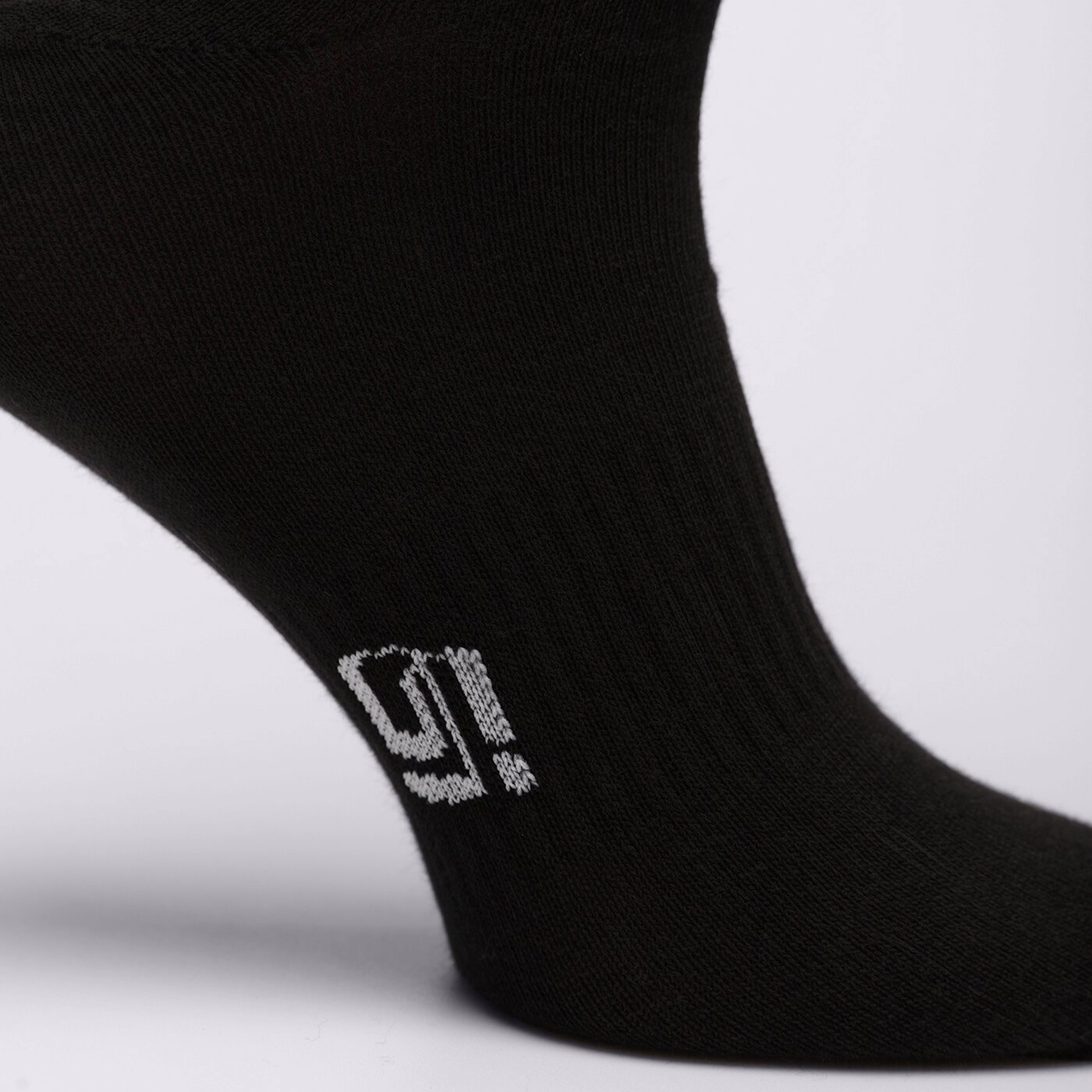 Дамски чорапи SIZEER ЧОРАПИ НИСКИ CZARNE НИСКИ si123skn41001 цвят черен