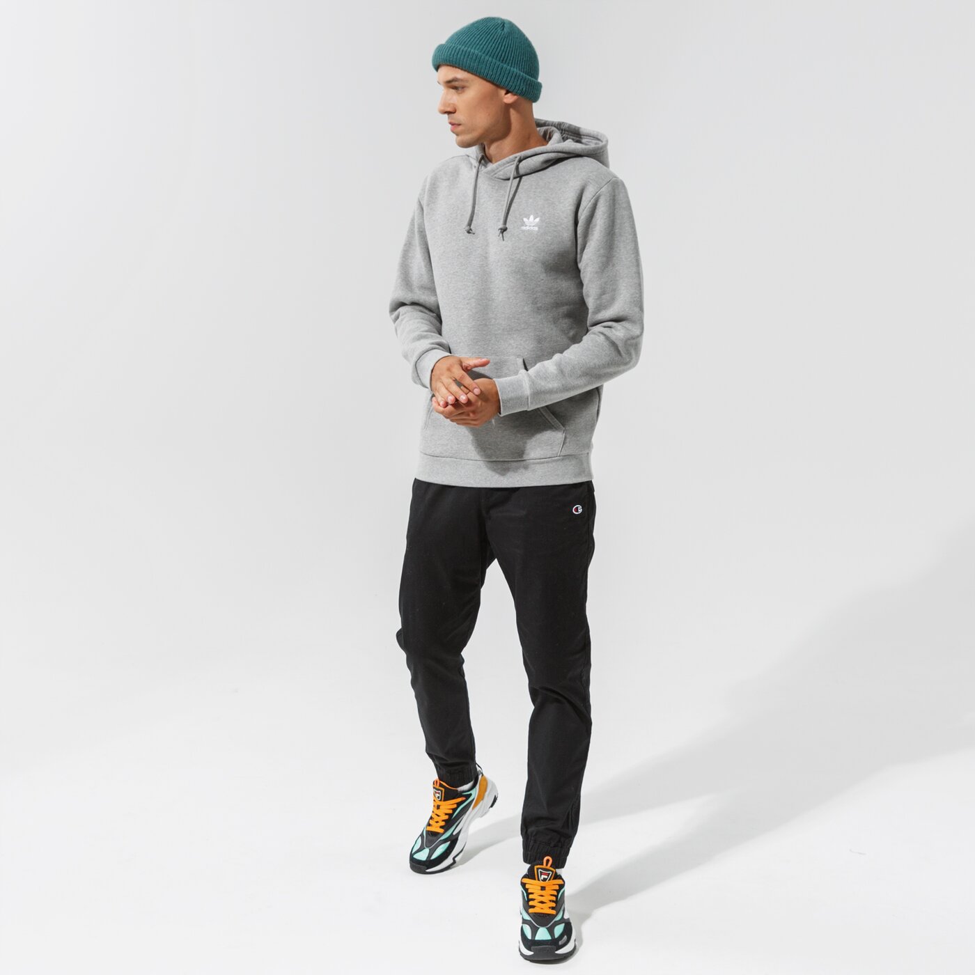 Мъжки суичър ADIDAS TREFOIL ESSENTIAL HOODIE  h34654 цвят сив