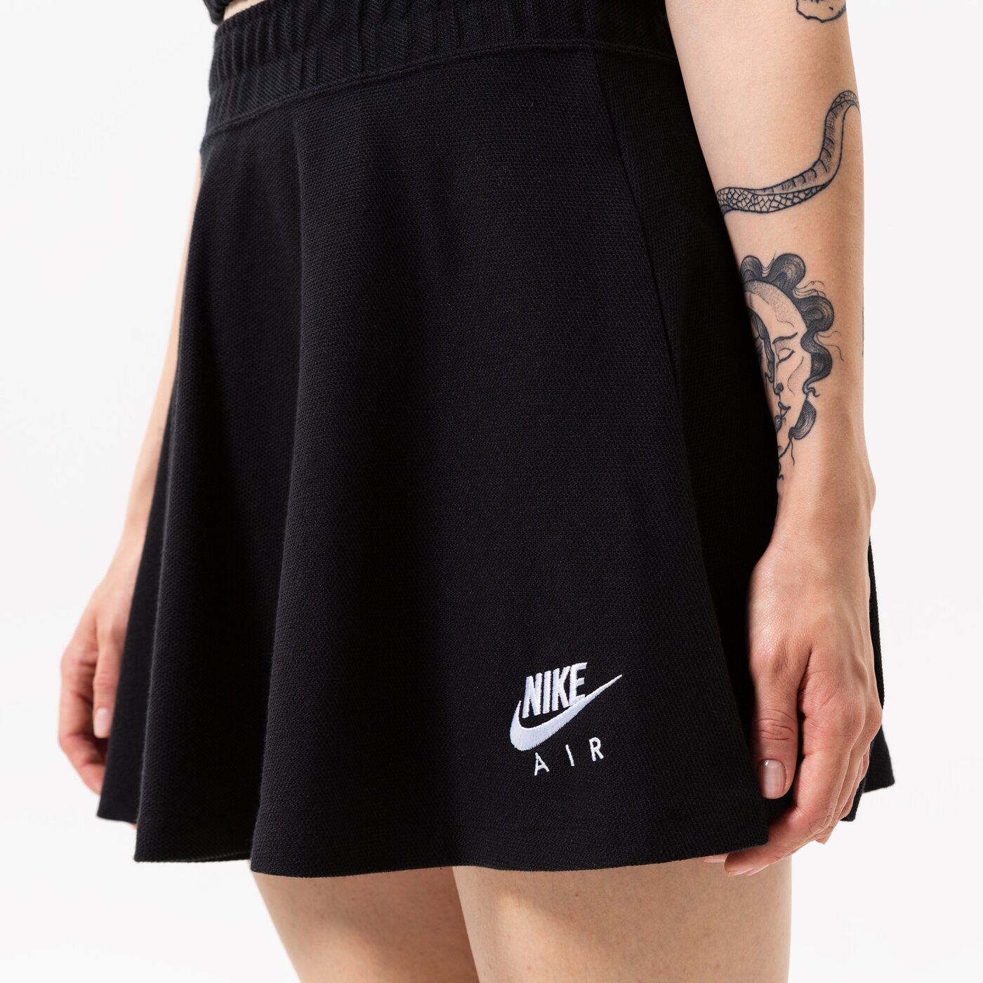 Дамски NIKE ПОЛА W NSW AIR PIQUE SKIRT do7604-010 цвят черен