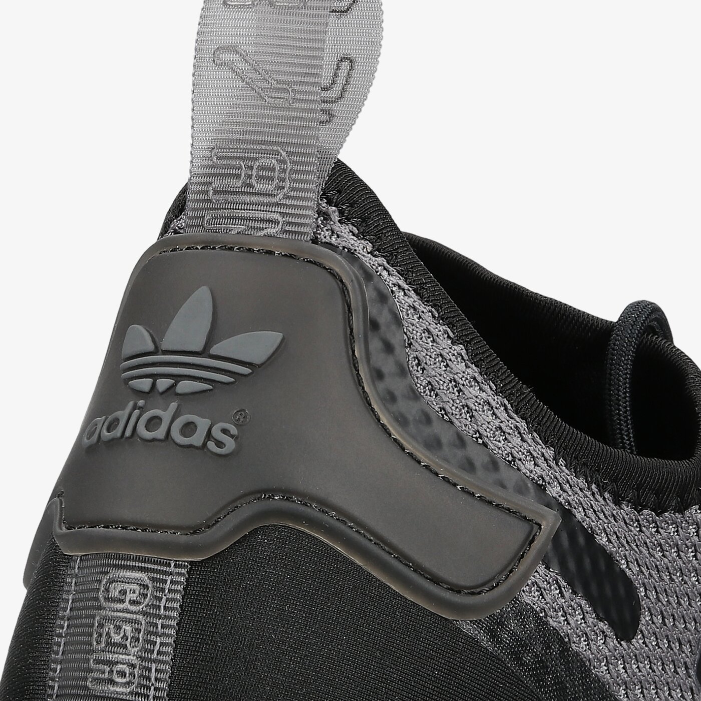 Мъжки маратонки ADIDAS NMD_R1 SPEEDLINES fz3204 цвят черен