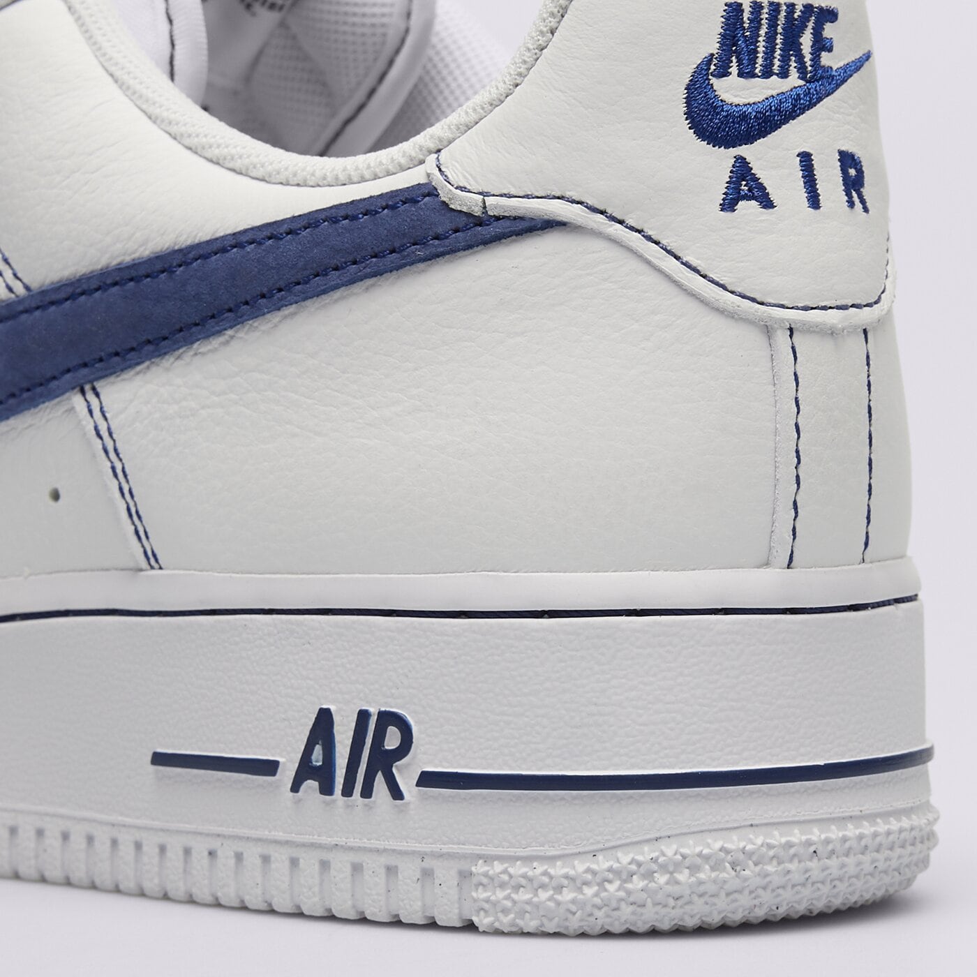 Мъжки маратонки NIKE AIR FORCE 1 '07 LV8 hq2037-100 цвят бял