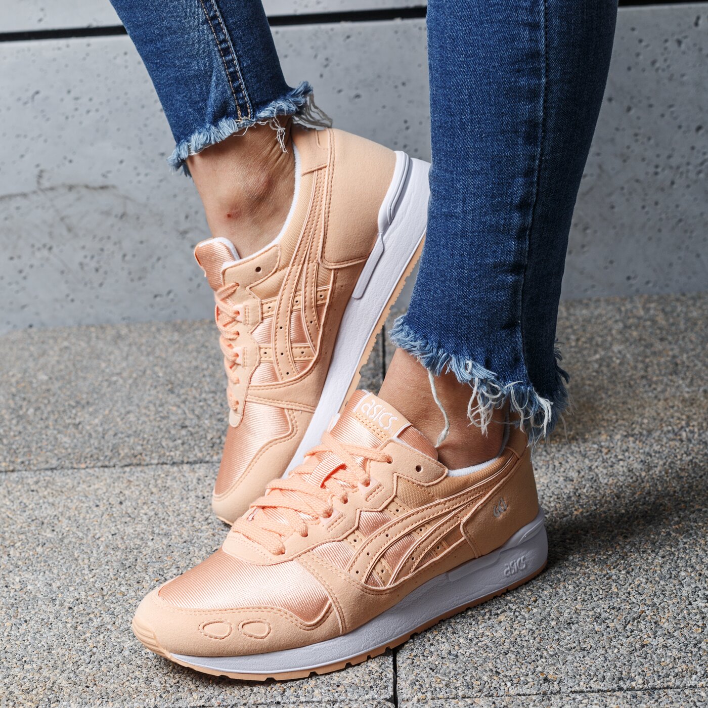 Детски маратонки ASICS GEL-LYTE GS c8a0n9595 цвят розов