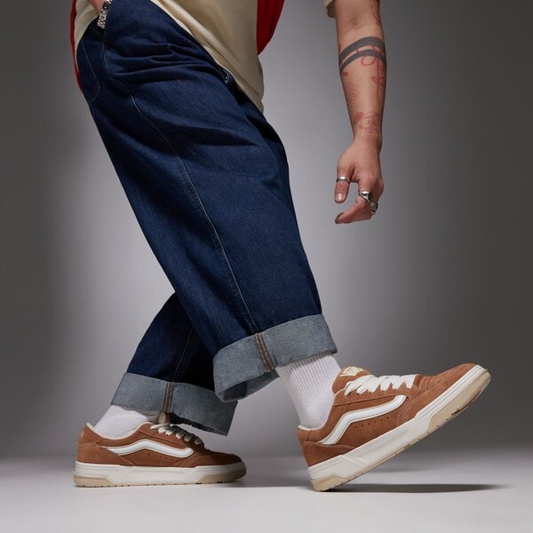 Мъжки маратонки VANS HYLANE vn000d1jbro1 цвят сив