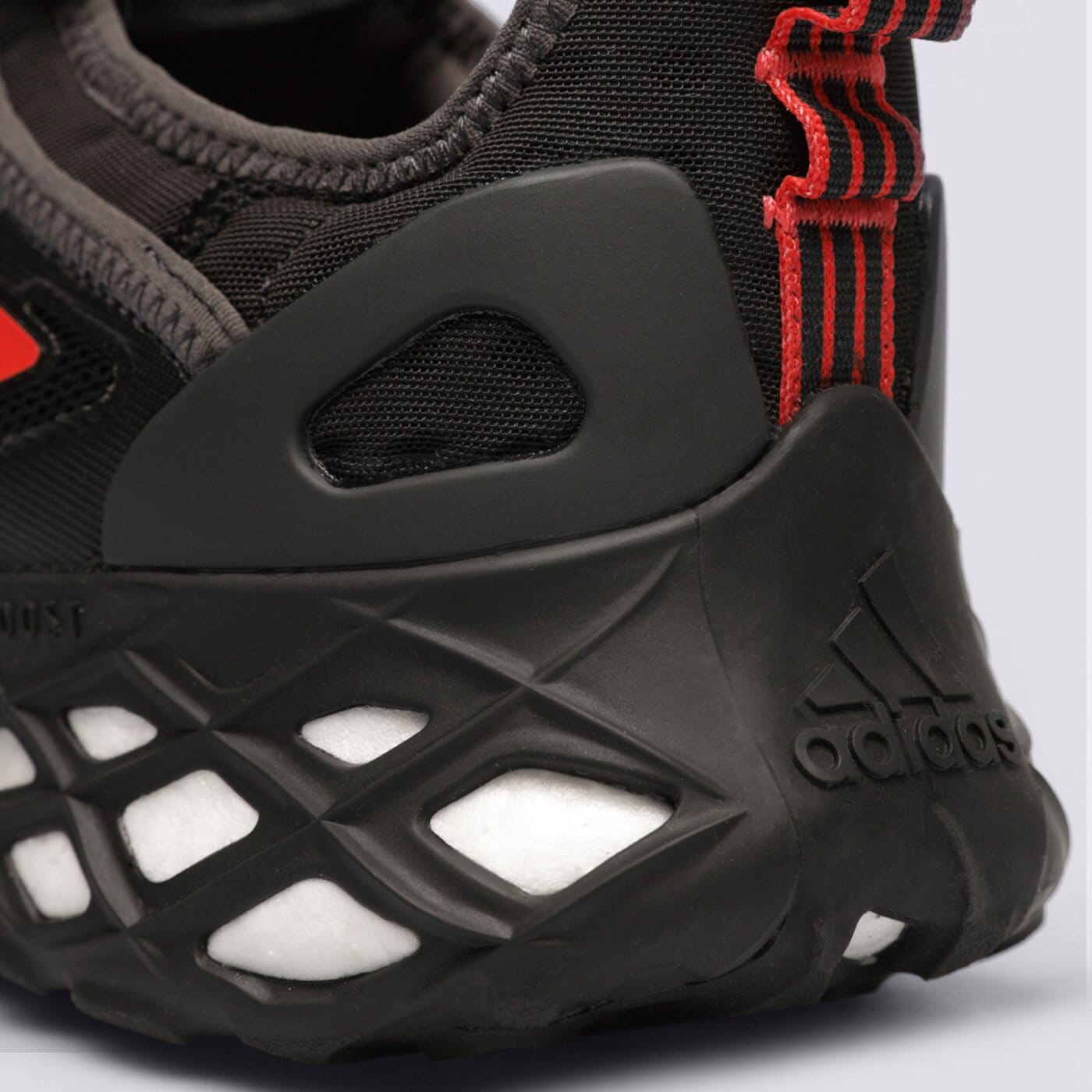 Мъжки маратонки ADIDAS WEB BOOST hq4155 цвят черен