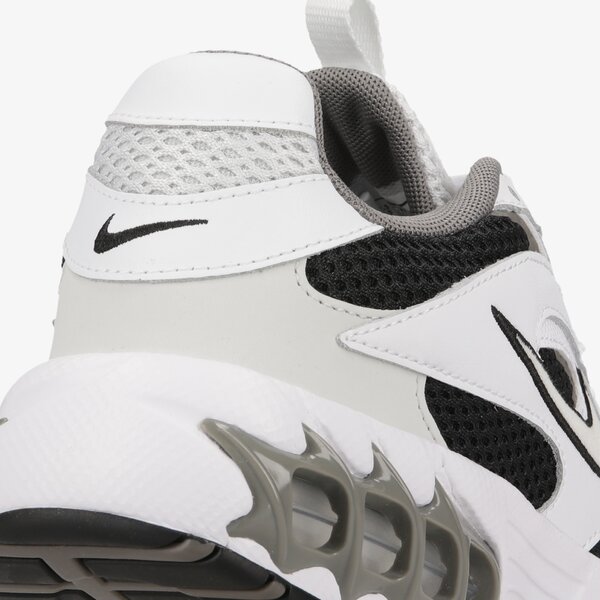 Дамски маратонки NIKE ZOOM AIR FIRE cw3876-004 цвят бял