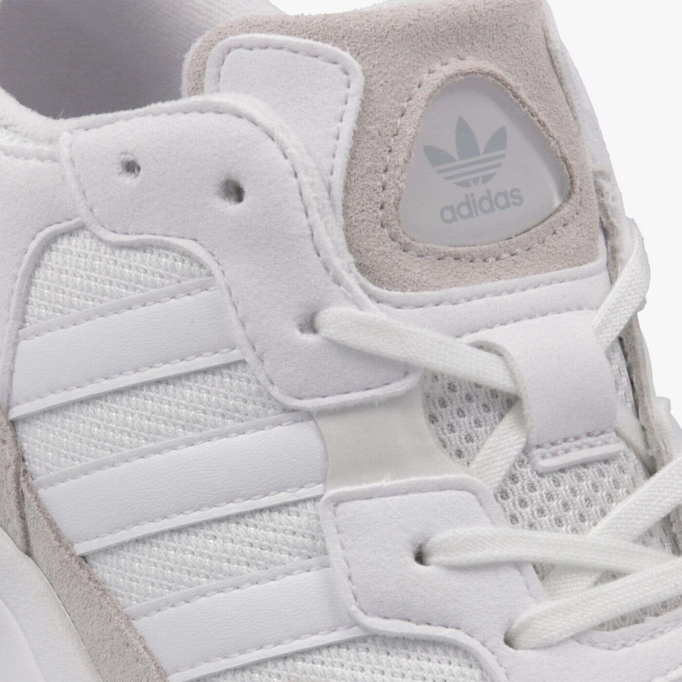 Детски маратонки ADIDAS YUNG-96 J g54788 цвят бежов