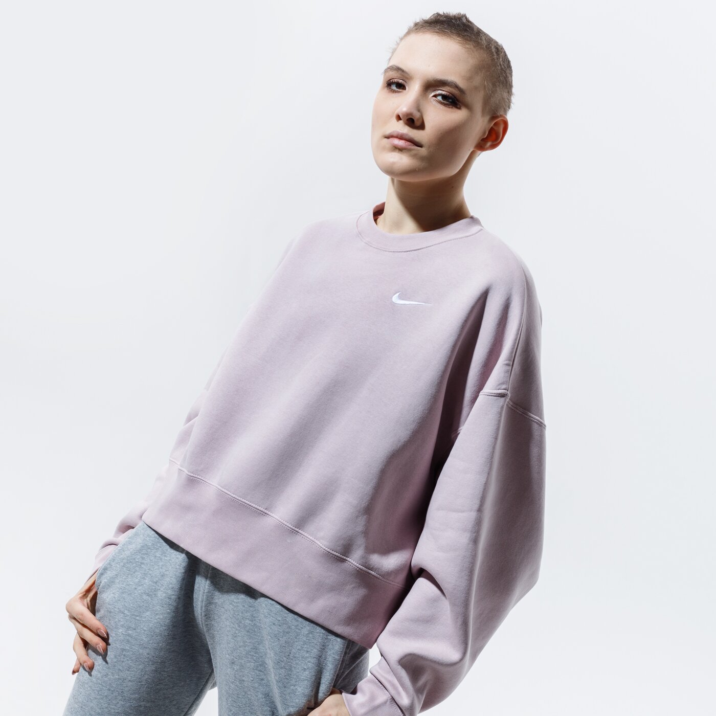 Дамски суичър NIKE СУИТЧЪР SPORTSWEAR ESSENTIALS ck0168-645 цвят розов