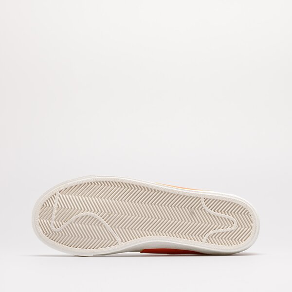 Дамски маратонки NIKE W BLAZER LOW '77 JUMBO dq1470-103 цвят бял