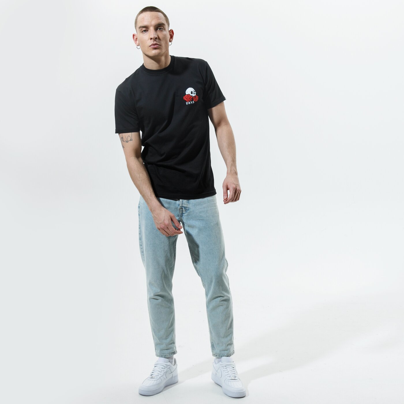 Мъжка тениска VANS ТЕНИСКА MN ROSE BED SS BLACK vn0a54cvblk1 цвят черен