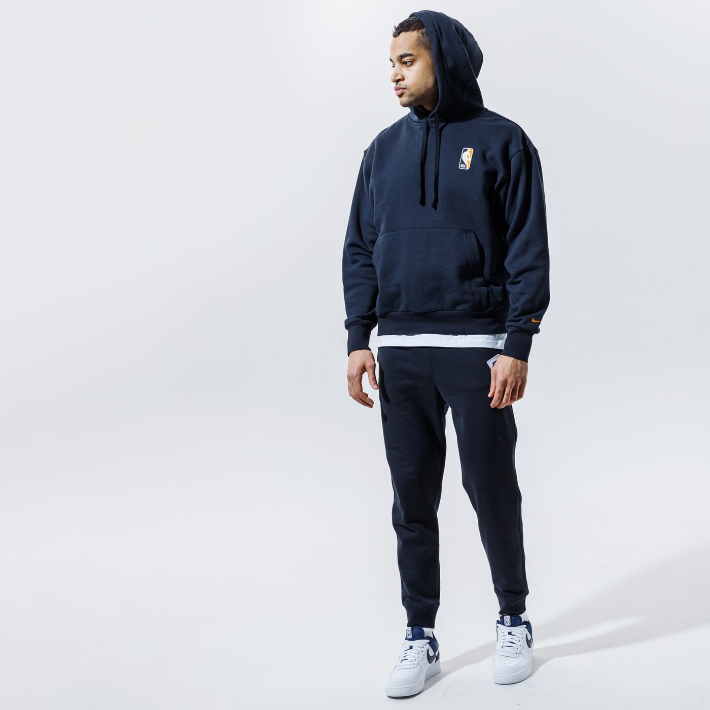 Мъжки суичър NIKE СУИТЧЪР С КАЧУЛКА N31 M NK PO FLC ESSNTL cz4370-010 цвят черен