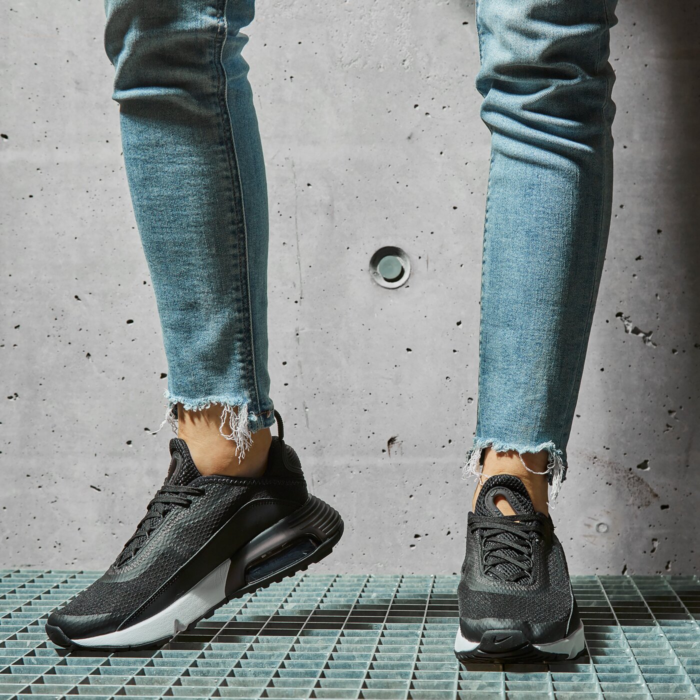 Детски маратонки NIKE AIR MAX 2090  dd3236-001 цвят черен