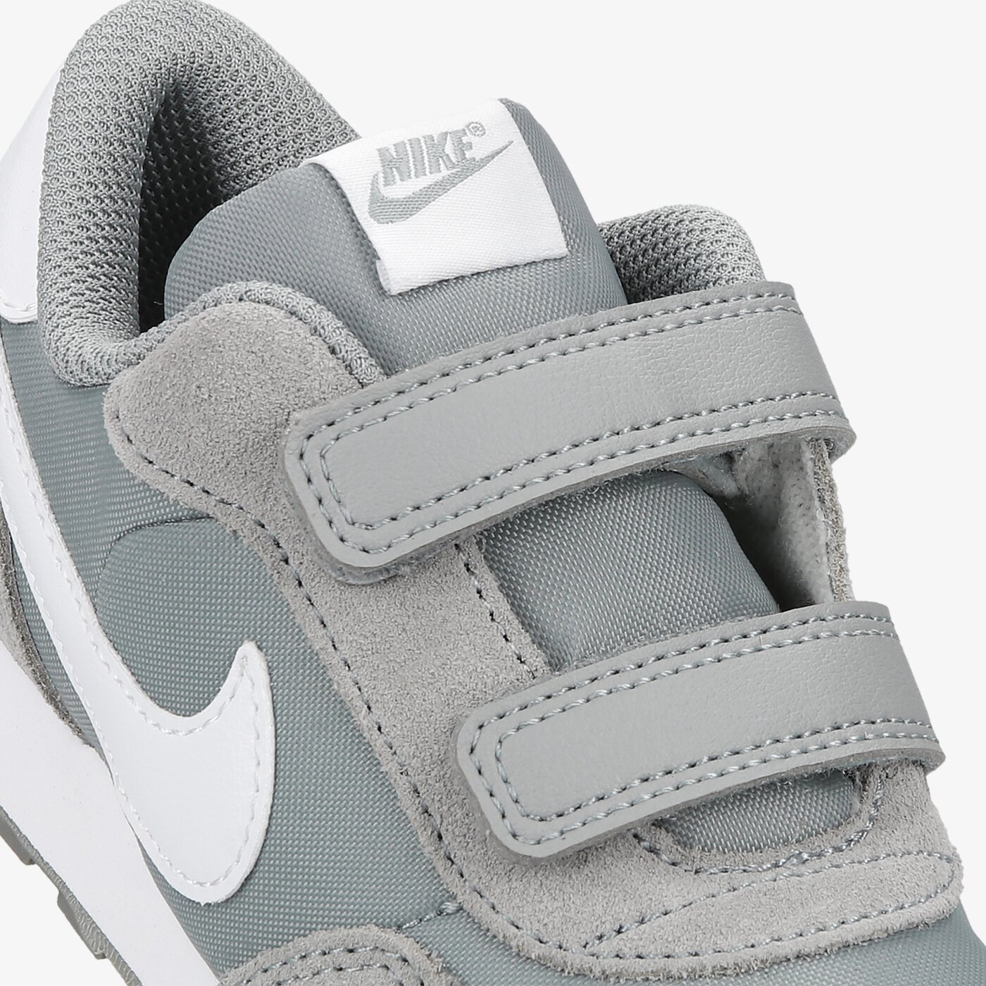 Детски маратонки NIKE MD VALIANT cn8560-001 цвят сив